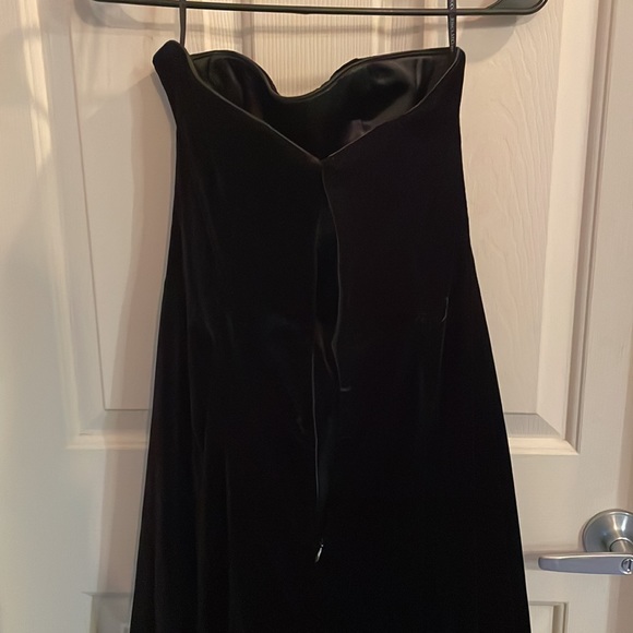 COPY - Black Strapless Velvet Dress - Picture 6 of 9